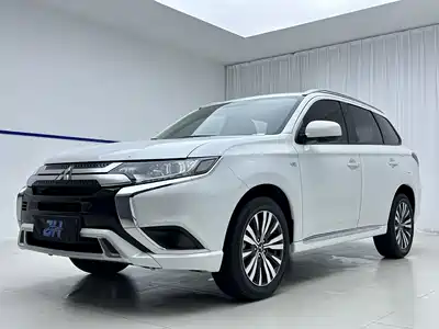 Mitsubishi Outlander 2022