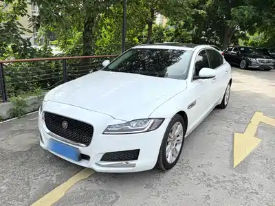 Jaguar XFL 2018
