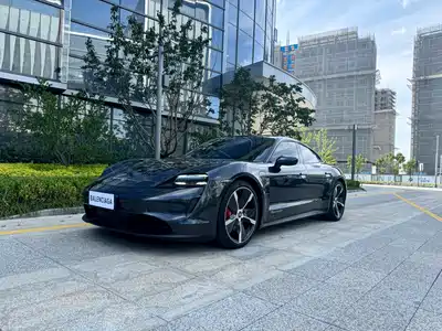 Porsche Taycan 2021