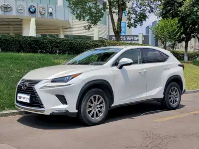 Lexus NX 2021