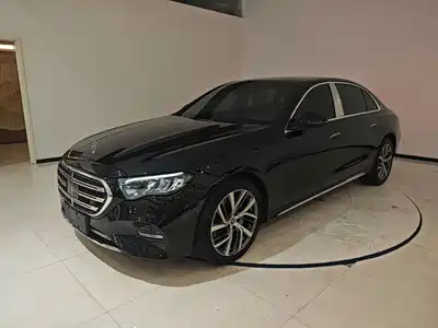 Mercedes-Benz E-Class 2025