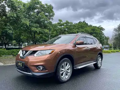 Nissan X-Trail 2015