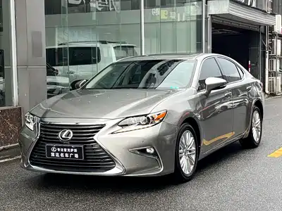 Lexus ES 2017