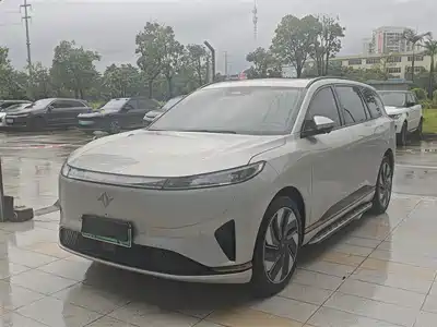Dongfeng Yipai eπ008 2026