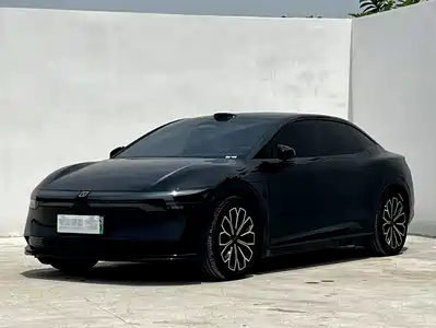 ZEEKR 007 2024