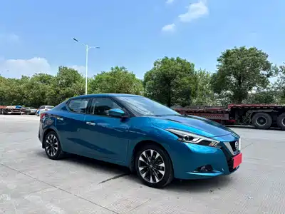 Nissan Bluebird 2019