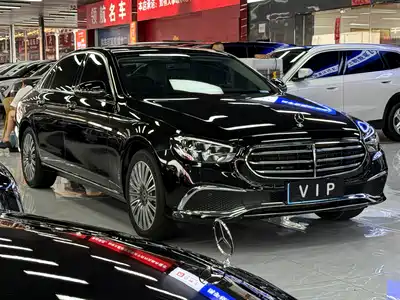 Mercedes-Benz E-Class 2022