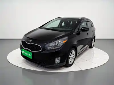 Kia Carens 2015