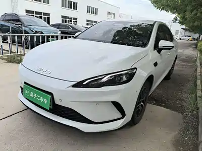 BYD Seal 05 DM-i 2025