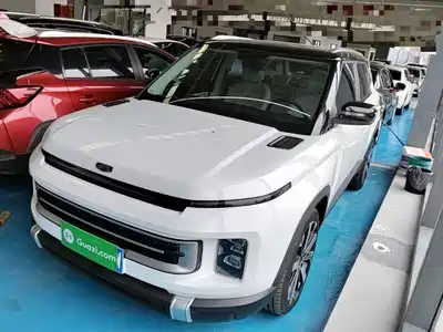 Geely ICON 2023