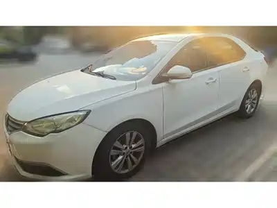 Roewe 360 2016