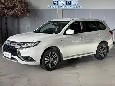Mitsubishi Outlander 2022