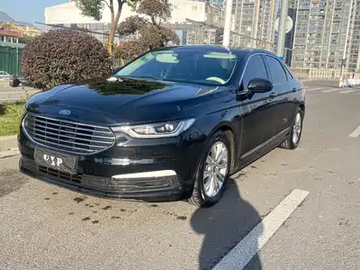 Ford Taurus 2021