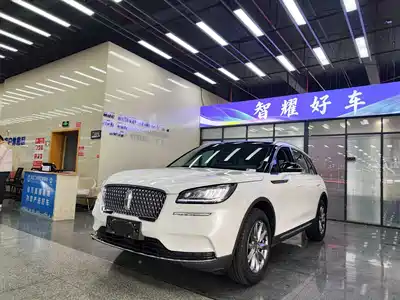 Lincoln Adventurer 2021