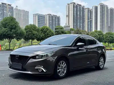 Mazda Mazda3 Axela 2015