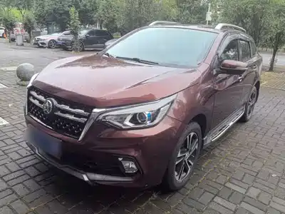 Venucia T70 2018