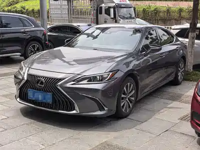 Lexus ES 2018