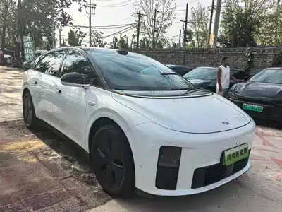 Li Auto i6 2025