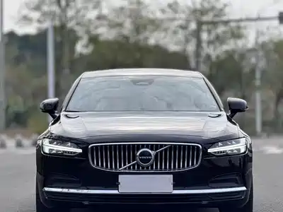 Volvo S90 2023