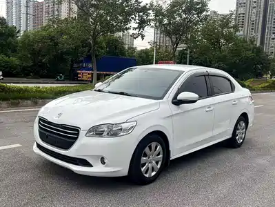 Peugeot 301 2014