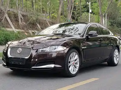 Jaguar XF 2015
