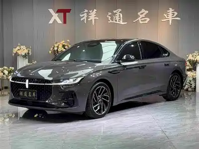 Lincoln Z 2022