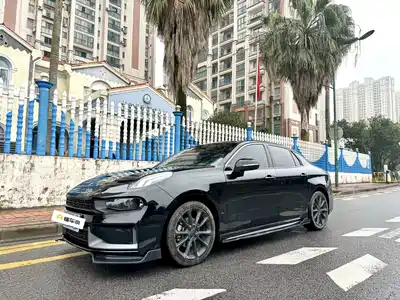 Lynk & Co 03 2020