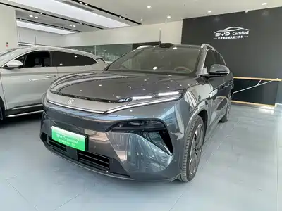BYD Tang L 2025
