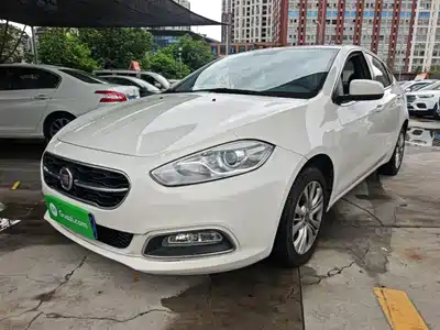 Fiat Viaggio 2015