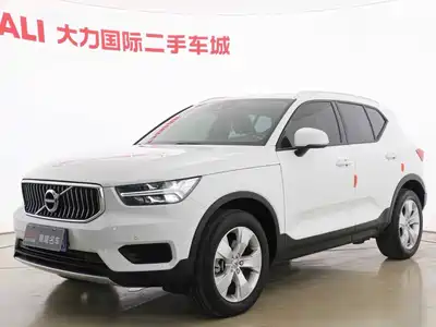 Volvo XC40 2021
