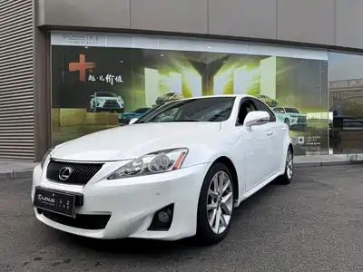Lexus IS 2013