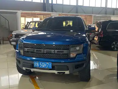 Ford F-150 Raptor 2015
