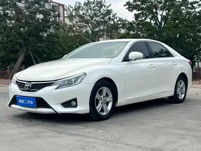 Toyota Reiz 2016