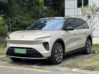 NIO ES8 2024