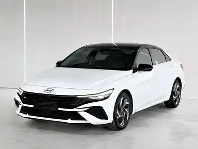 Hyundai Elantra 2023