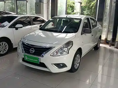 Nissan Sunny 2016