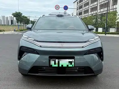 BYD Tang L 2025