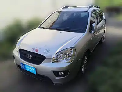 Kia Carens 2010