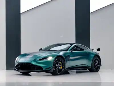 Aston Martin V8 Vantage 2023