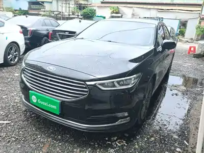 Ford Taurus 2020
