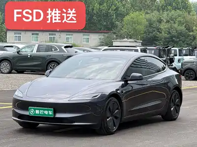 Tesla Model 3 2024