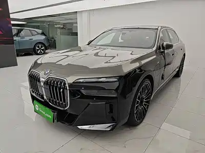 BMW i7 2024