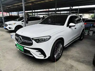 Mercedes-Benz GLC 2025