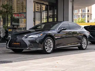 Lexus LS 2021