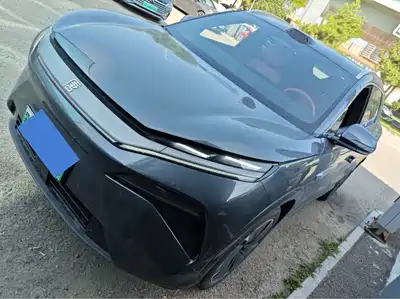 BYD Tang L 2025