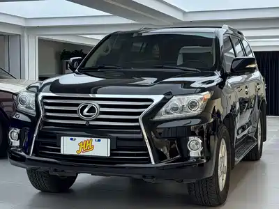 Lexus LX 2010