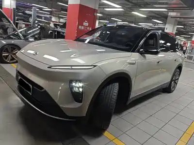 NIO ES8 2023