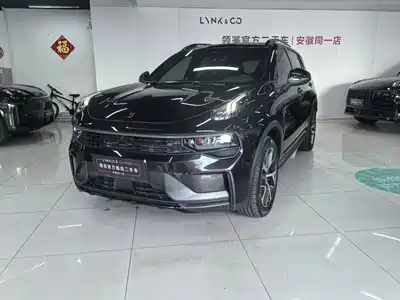 Lynk & Co 01 EM-P 2021