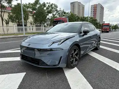 Lynk & Co 07 EM-P 2024