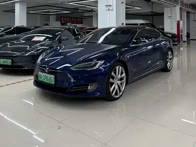 Tesla Model S 2018